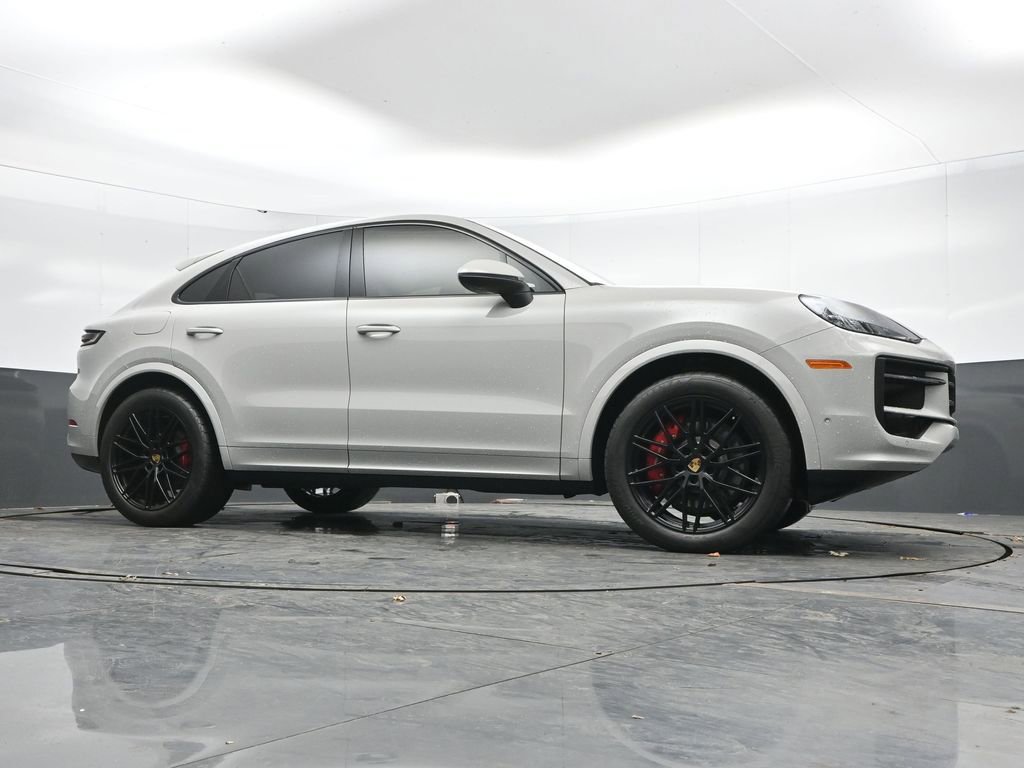 Used 2024 Porsche Cayenne S image 50