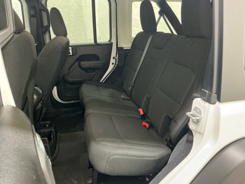 Used 2022 Jeep Wrangler Unlimited Sport image 18
