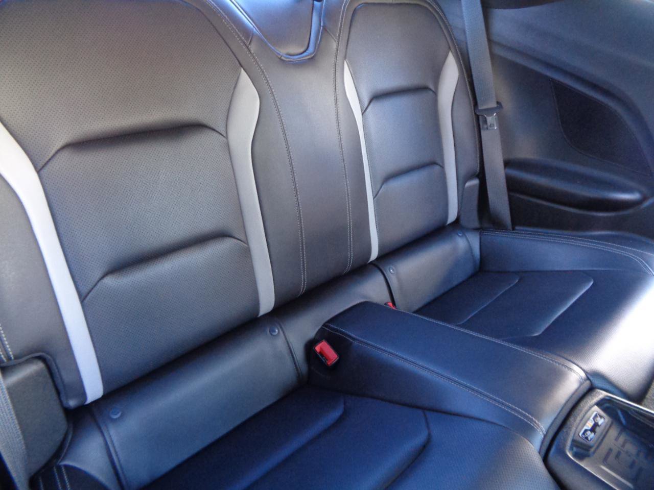 Used 2016 Chevrolet Camaro SS image 8