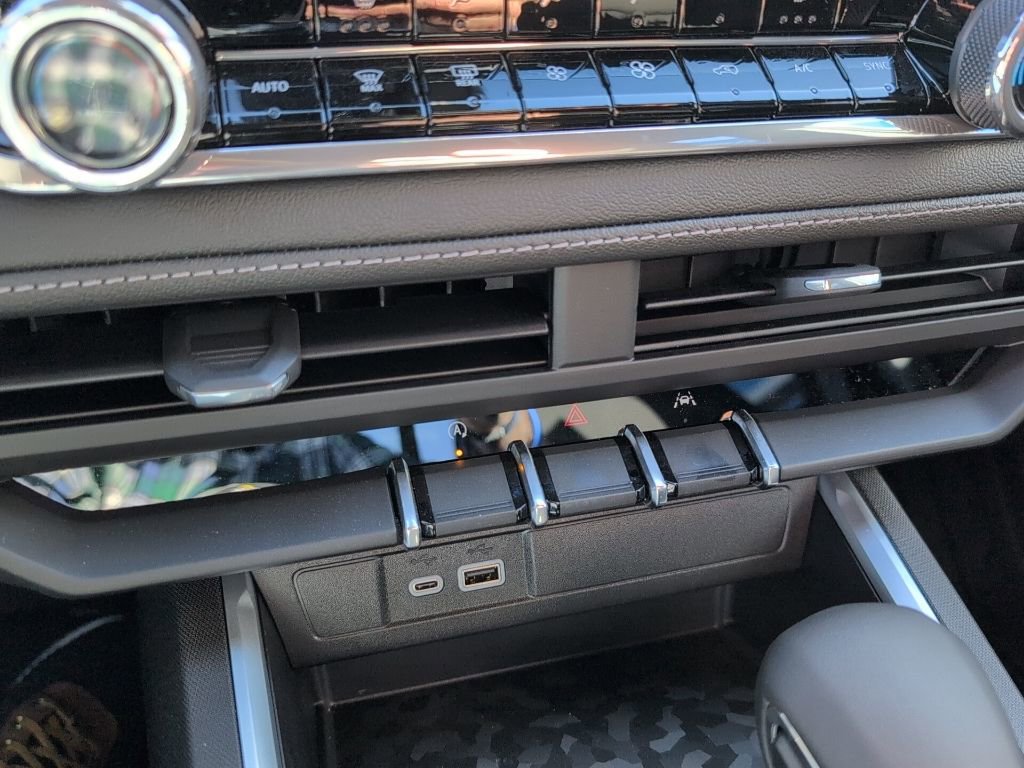 New 2026 Chevrolet Colorado LT w/ Advanced Trailering Package image 18