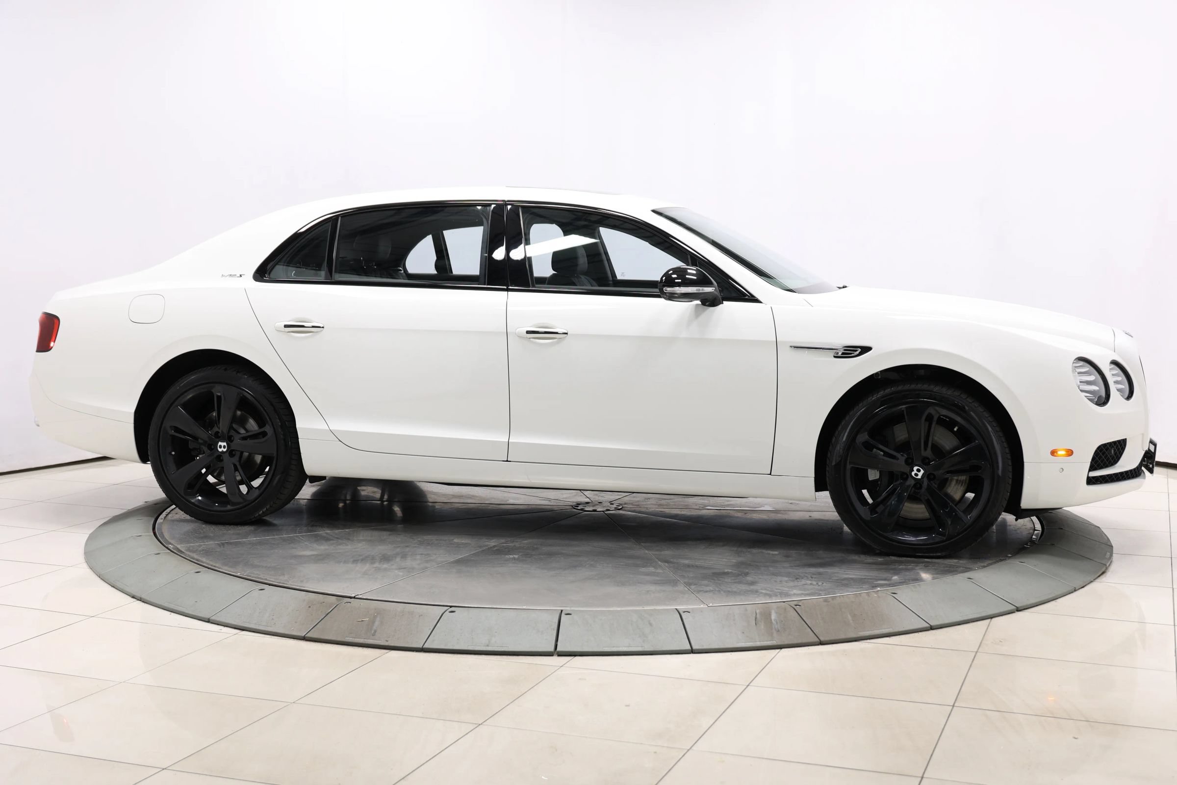Used 2018 Bentley Flying Spur S W12 AWD/4WD image 73
