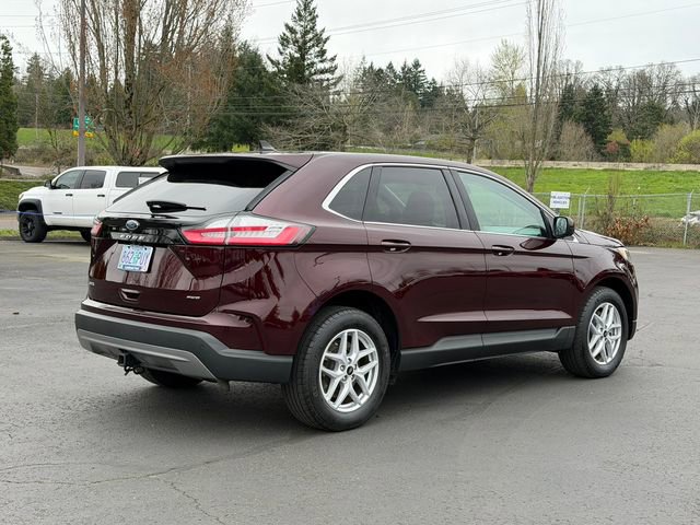 Used 2024 Ford Edge SEL w/ Convenience Package image 4