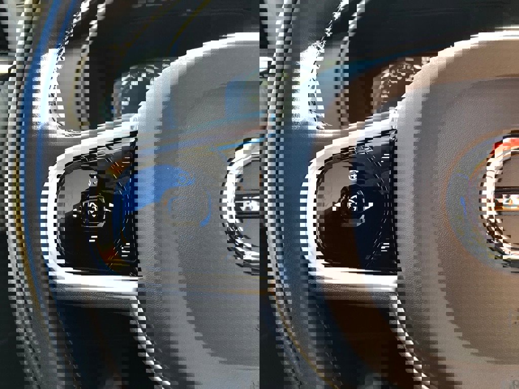 Used 2022 Volvo XC90 T6 Inscription w/ Advanced Package image 21