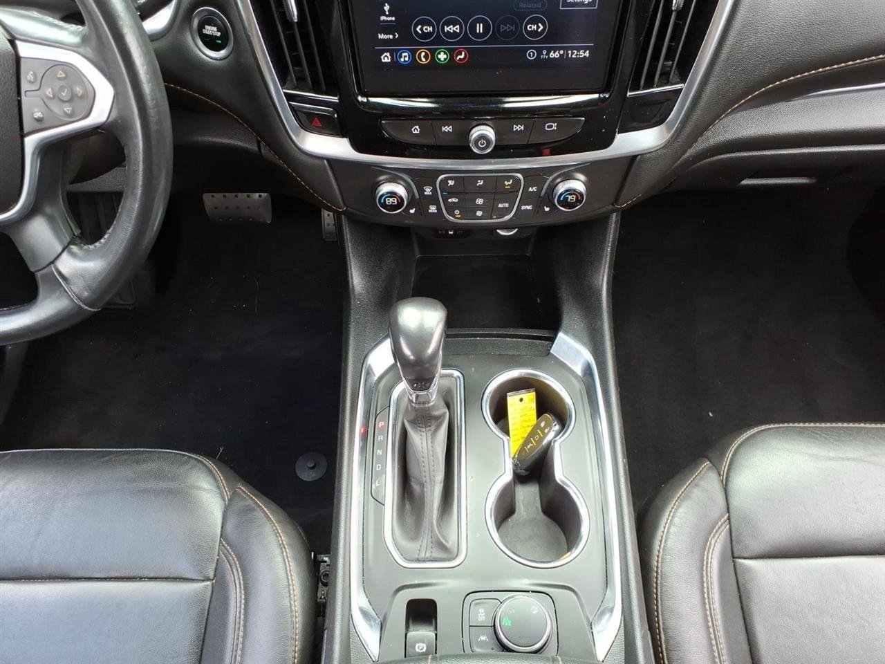 Used 2021 Chevrolet Traverse LT AWD/4WD image 14