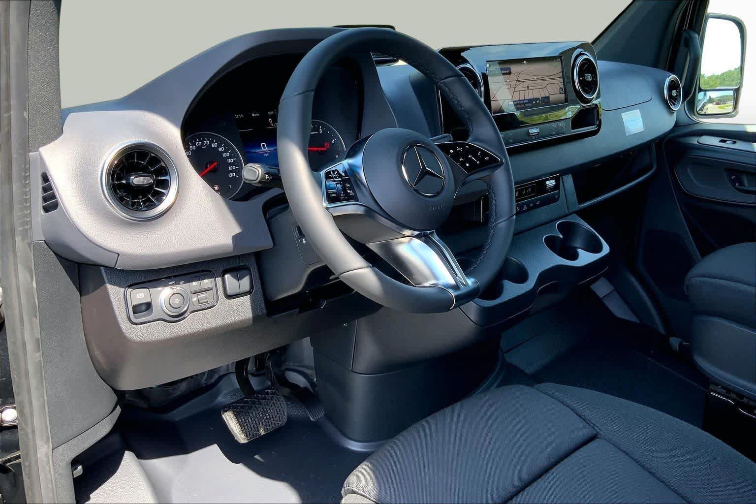 New 2026 Mercedes-Benz Sprinter 2500 image 9