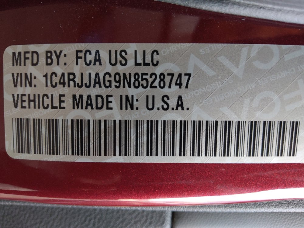 Used 2022 Jeep Grand Cherokee L Laredo RWD image 33