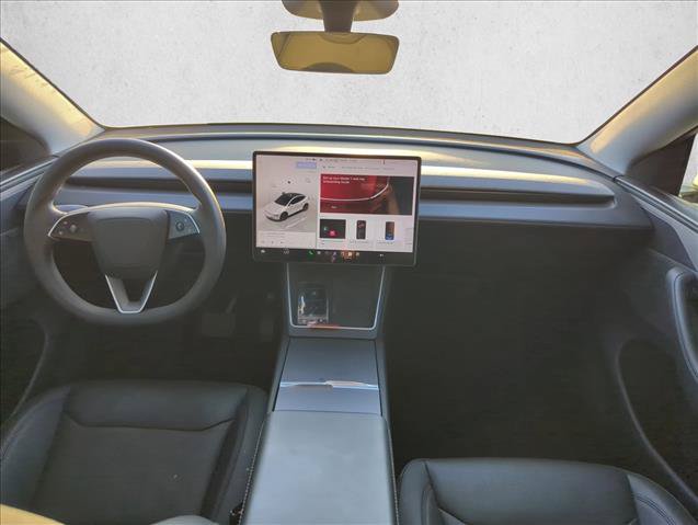 Used 2026 Tesla Model Y Long Range AWD/4WD image 18