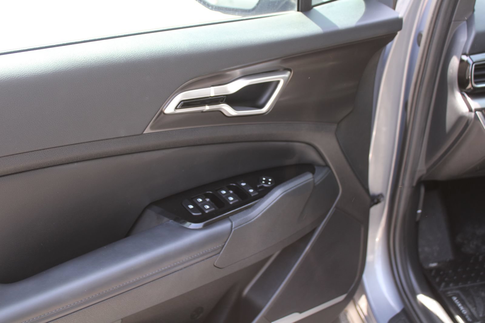 Certified 2024 Kia Sportage EX FWD image 18