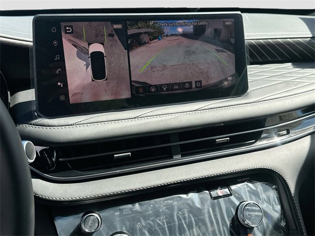 New 2026 INFINITI QX60 Autograph w/ Dark Cargo Package image 10