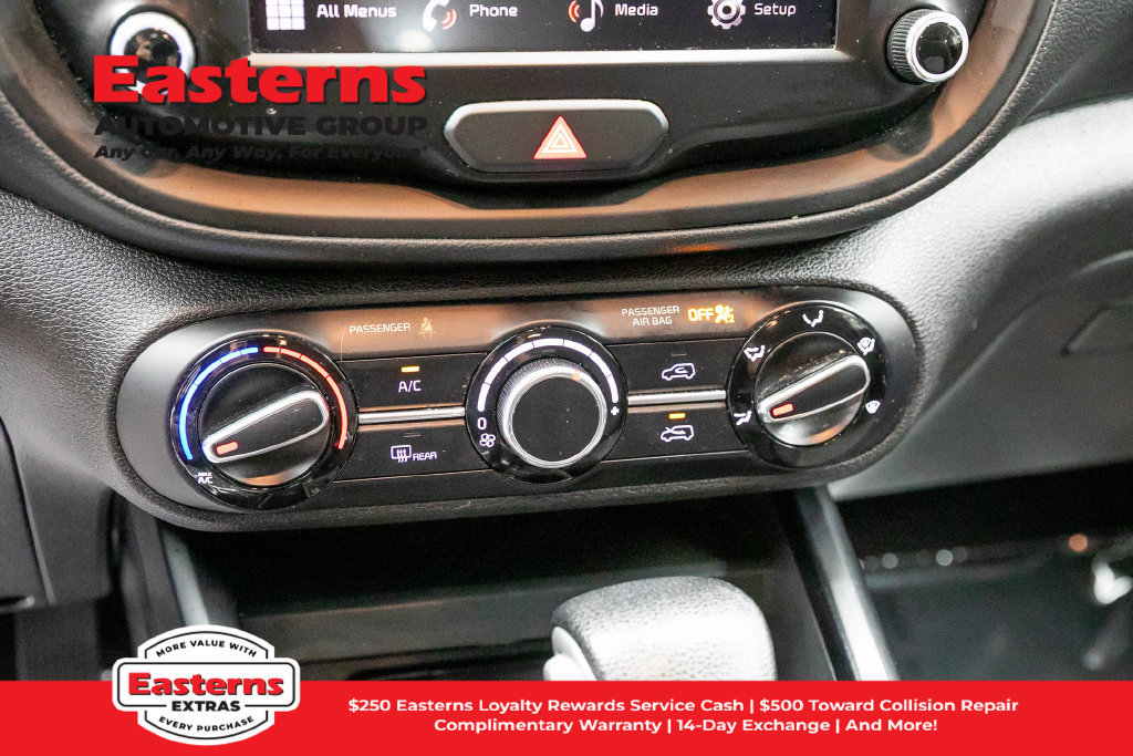 Used 2023 Kia Soul LX FWD image 21