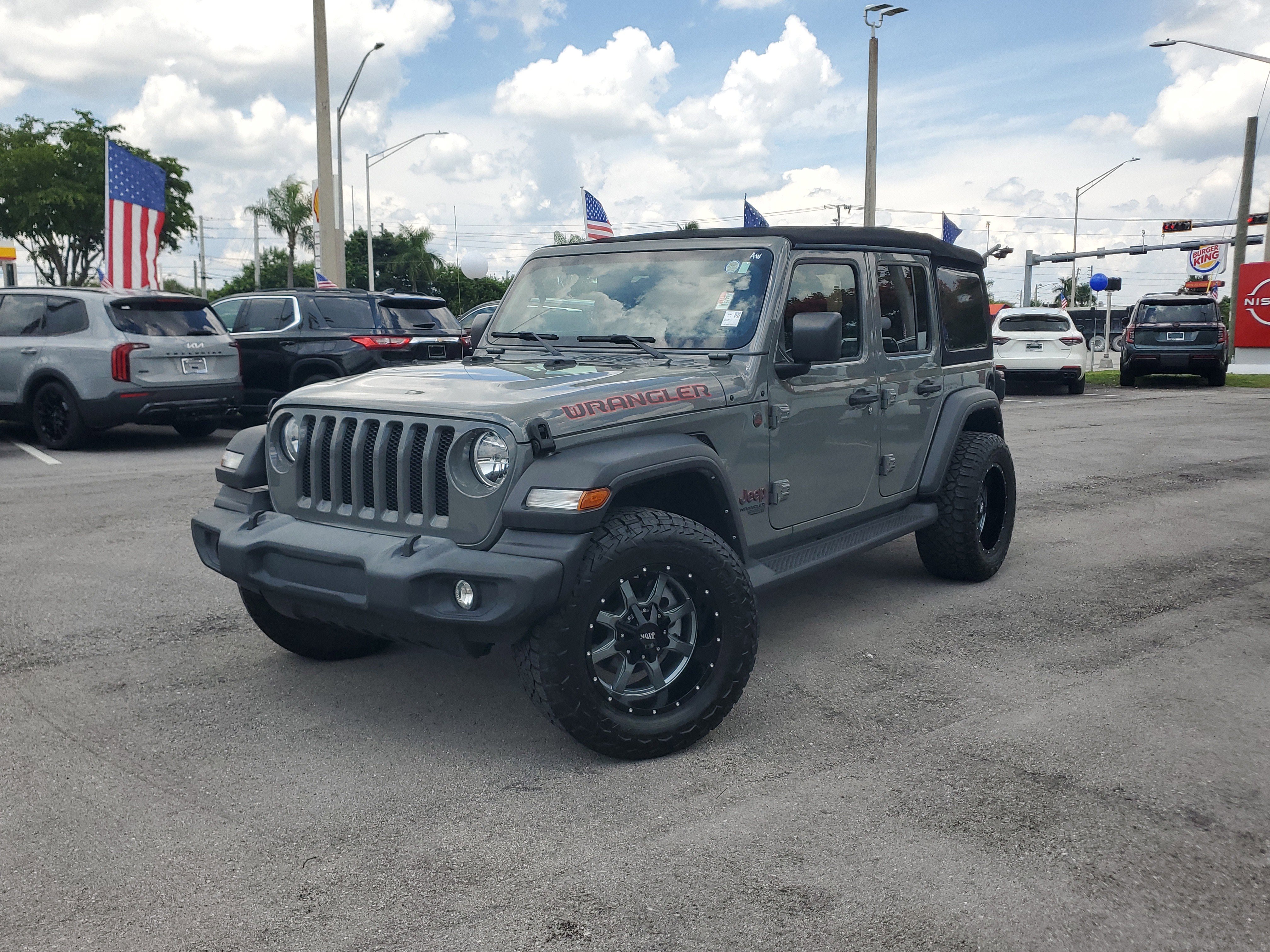 Used 2021 Jeep Wrangler Unlimited Sport image 32