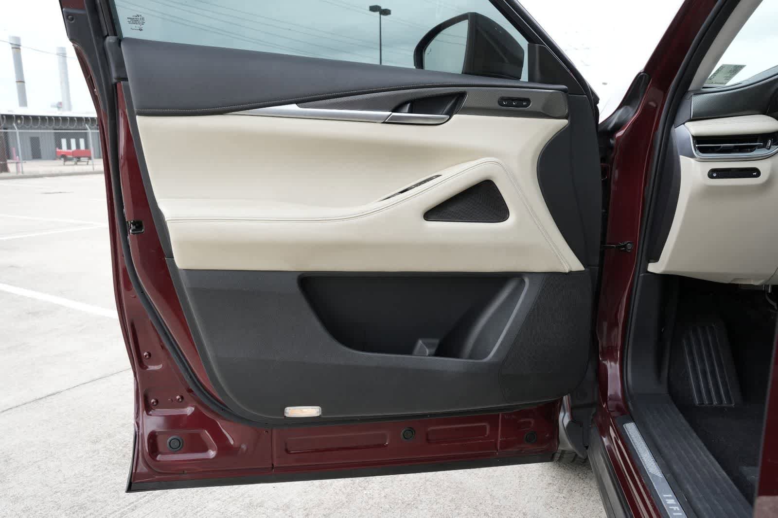 Used 2022 INFINITI QX60 Luxe w/ Cargo Package FWD image 19