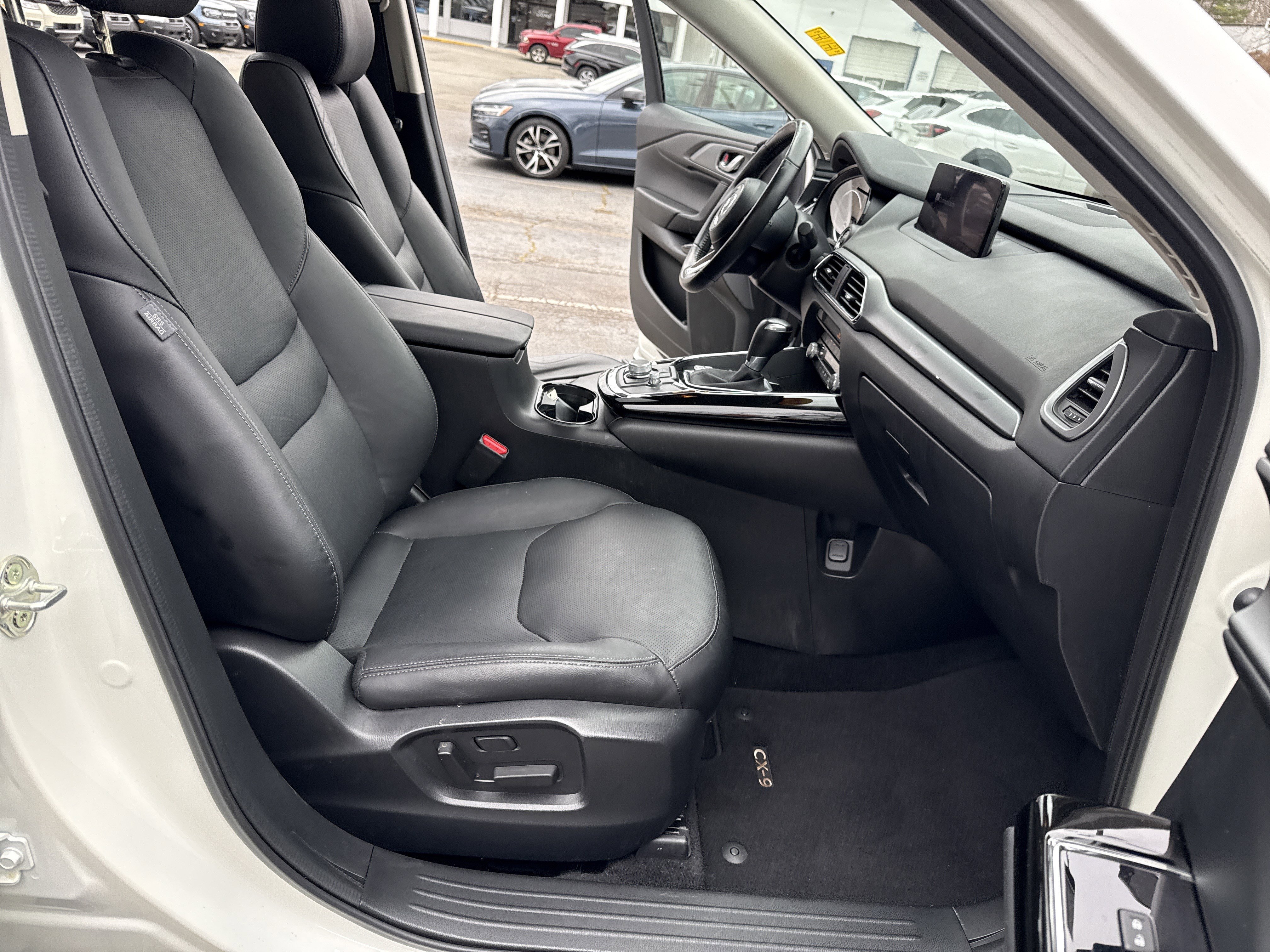 Used 2023 MAZDA CX-9 Touring image 34