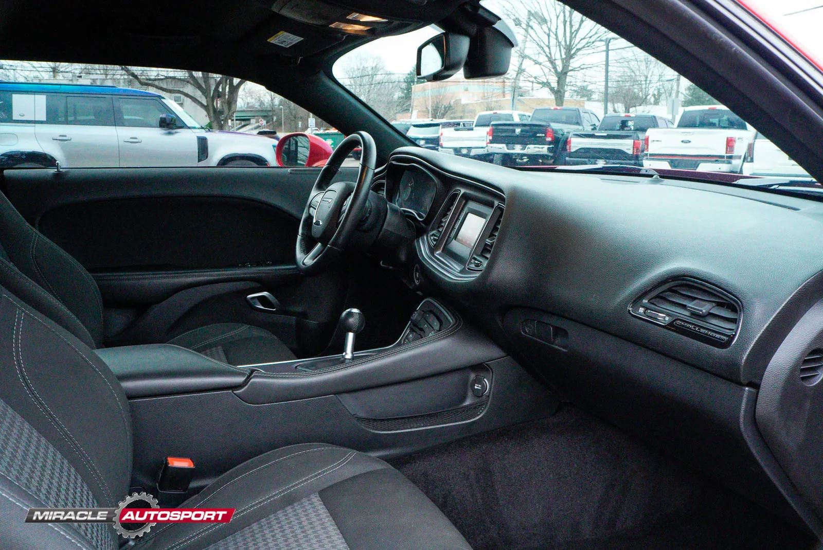 Used 2016 Dodge Challenger R/T w/ Blacktop Package image 30