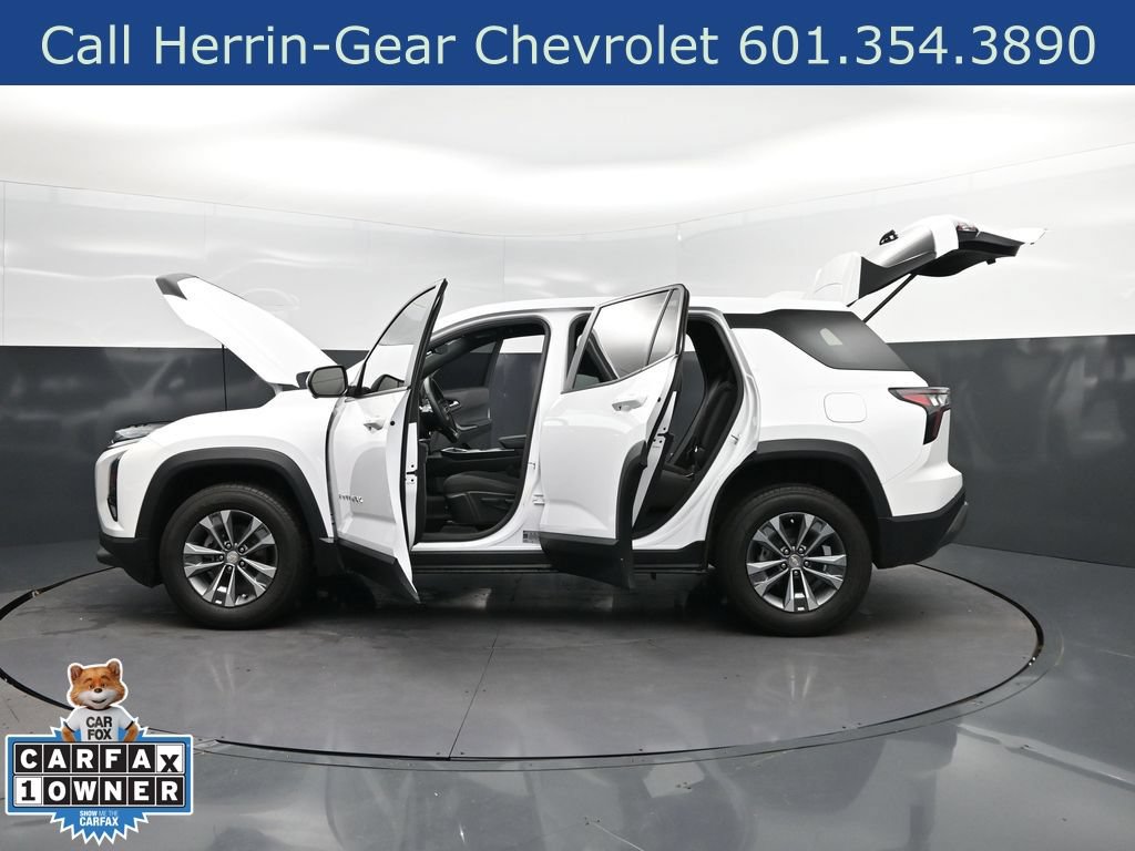 Used 2025 Chevrolet Equinox LT w/ Safety and Technology Package FWD image 47