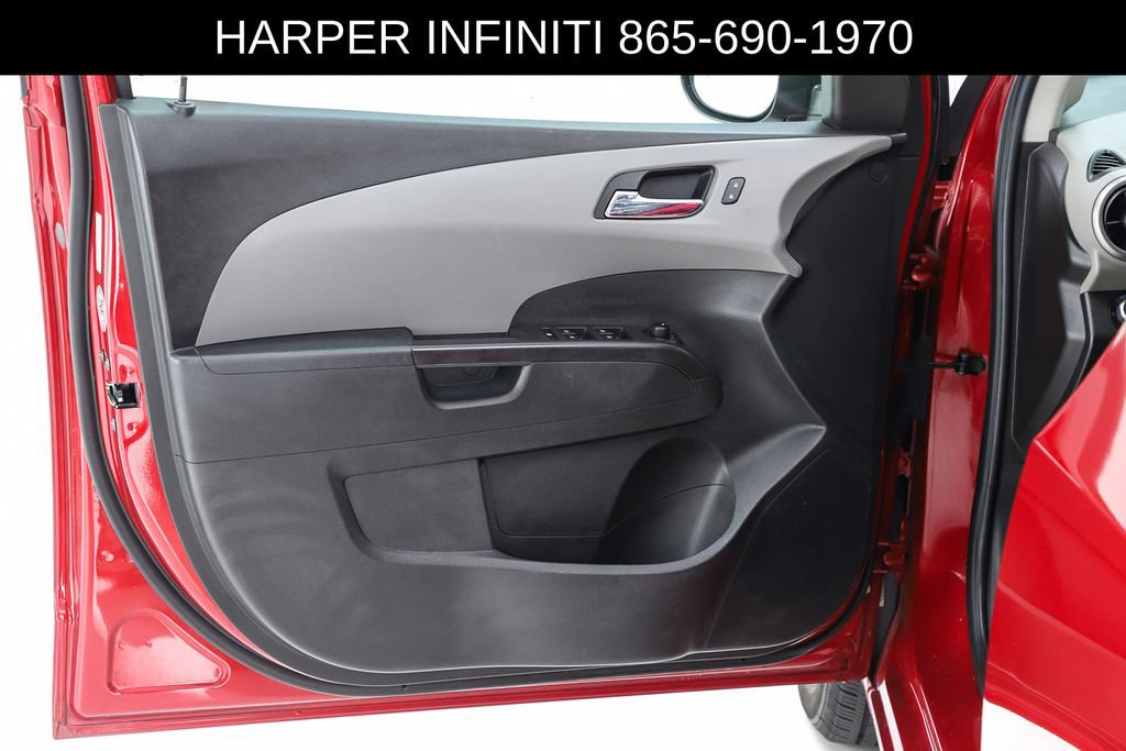 Used 2014 Chevrolet Sonic LT w/ Fun and Sun Package FWD image 56