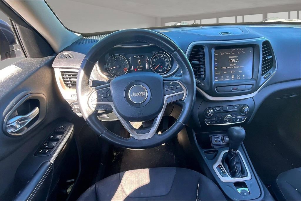 Used 2015 Jeep Cherokee Latitude w/ Comfort/Convenience Group image 8