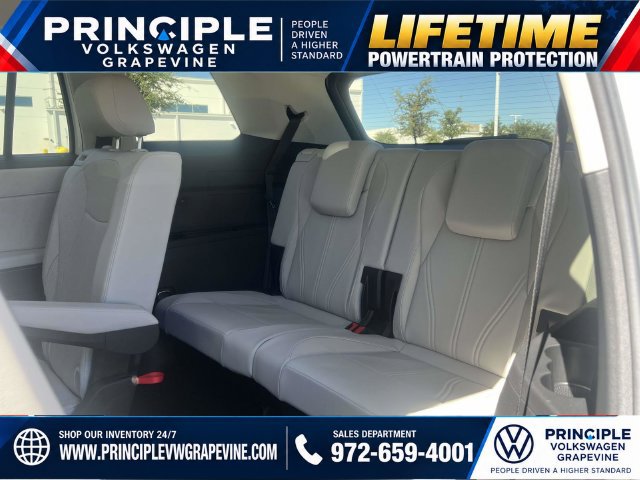 New 2027 Volkswagen Atlas SE FWD image 29