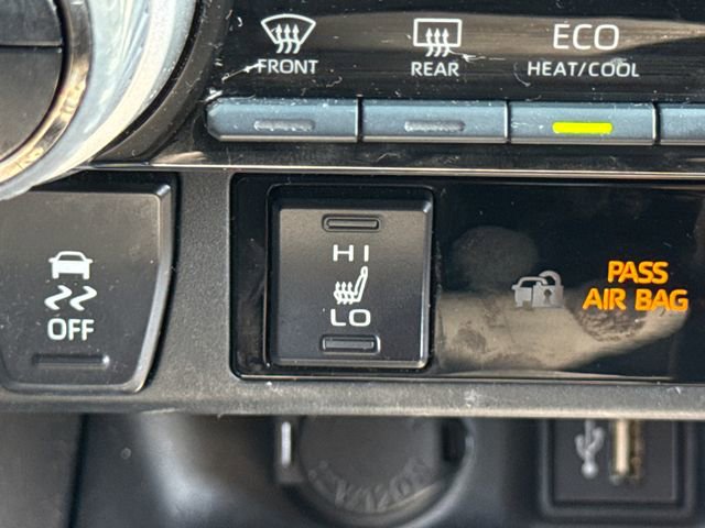 Certified 2024 Toyota RAV4 SE w/ Convenience Package AWD/4WD image 32