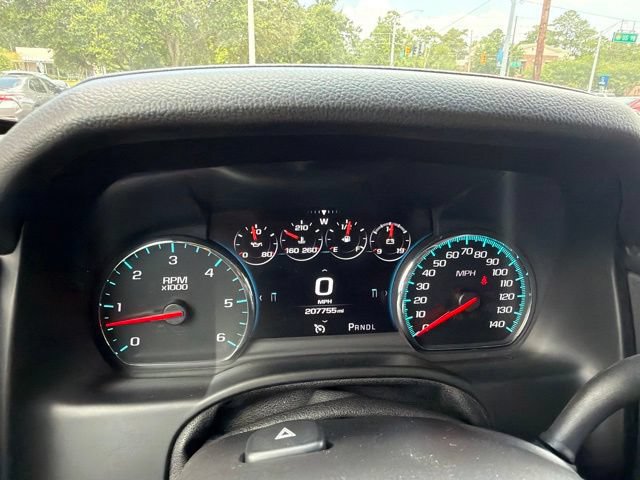 Used 2018 Chevrolet Suburban Premier RWD image 14