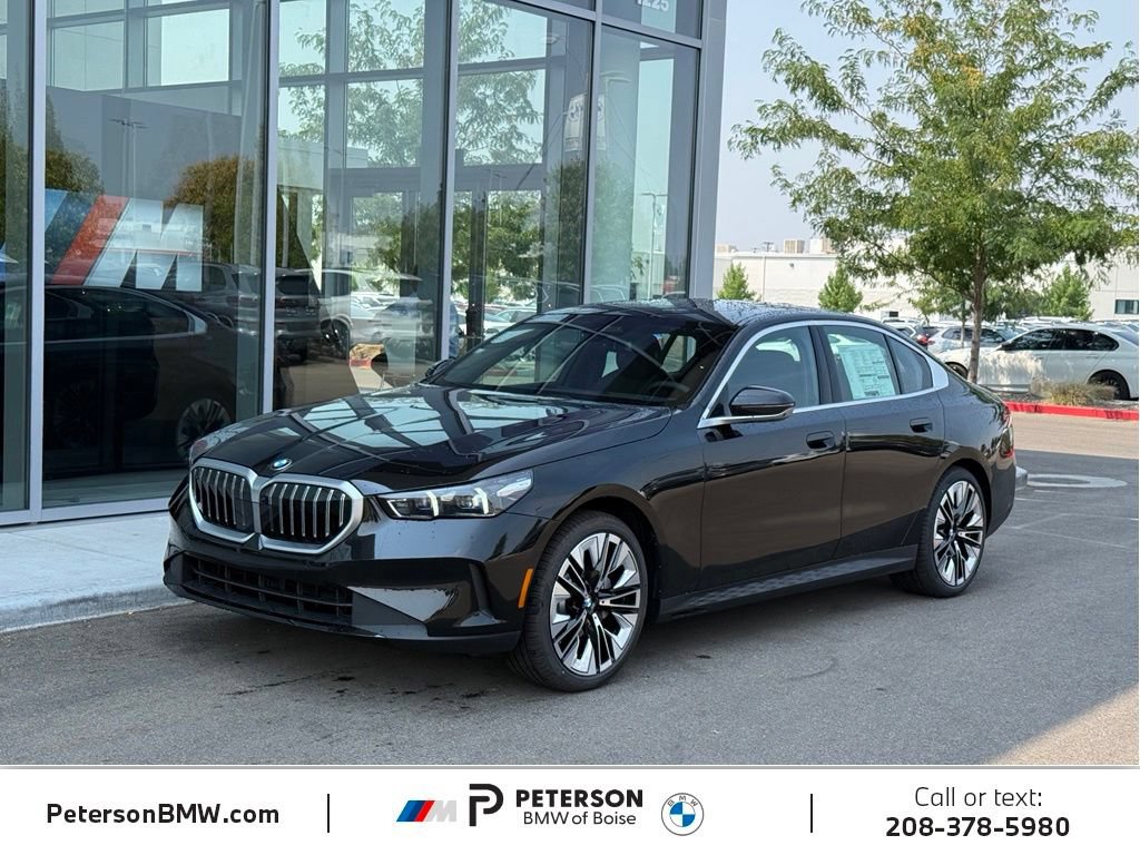 New 2027 BMW 530i xDrive AWD/4WD image 1