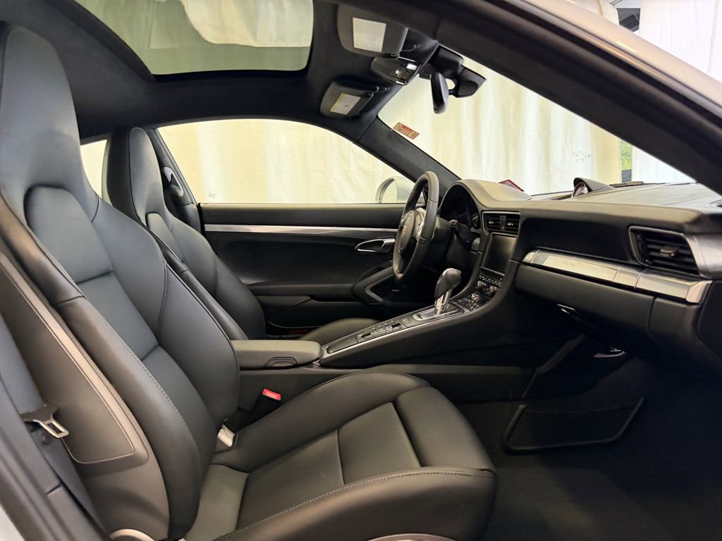 Used 2014 Porsche 911 Carrera 4S AWD/4WD image 16