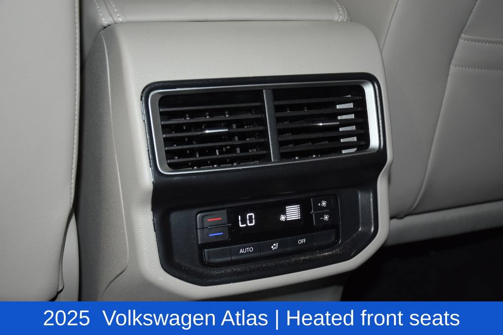 Used 2025 Volkswagen Atlas SE FWD image 28