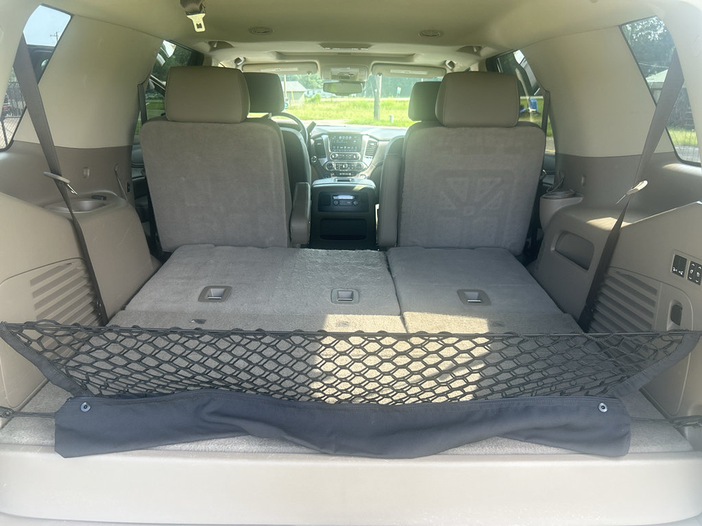 Used 2020 Chevrolet Tahoe LT w/ Luxury Package RWD image 14