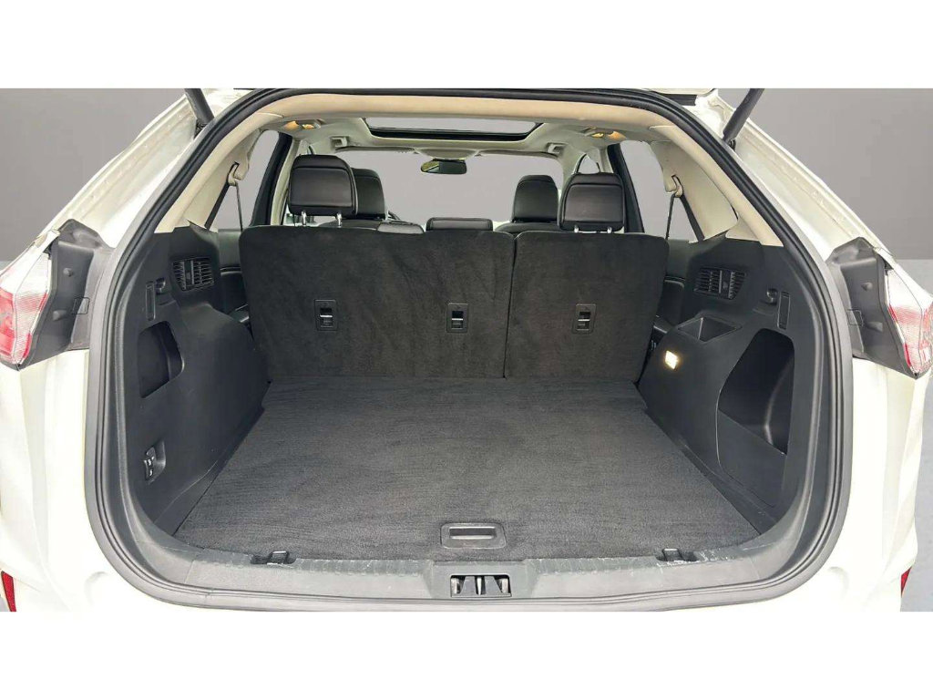 Used 2023 Ford Edge SEL w/ Convenience Package image 9