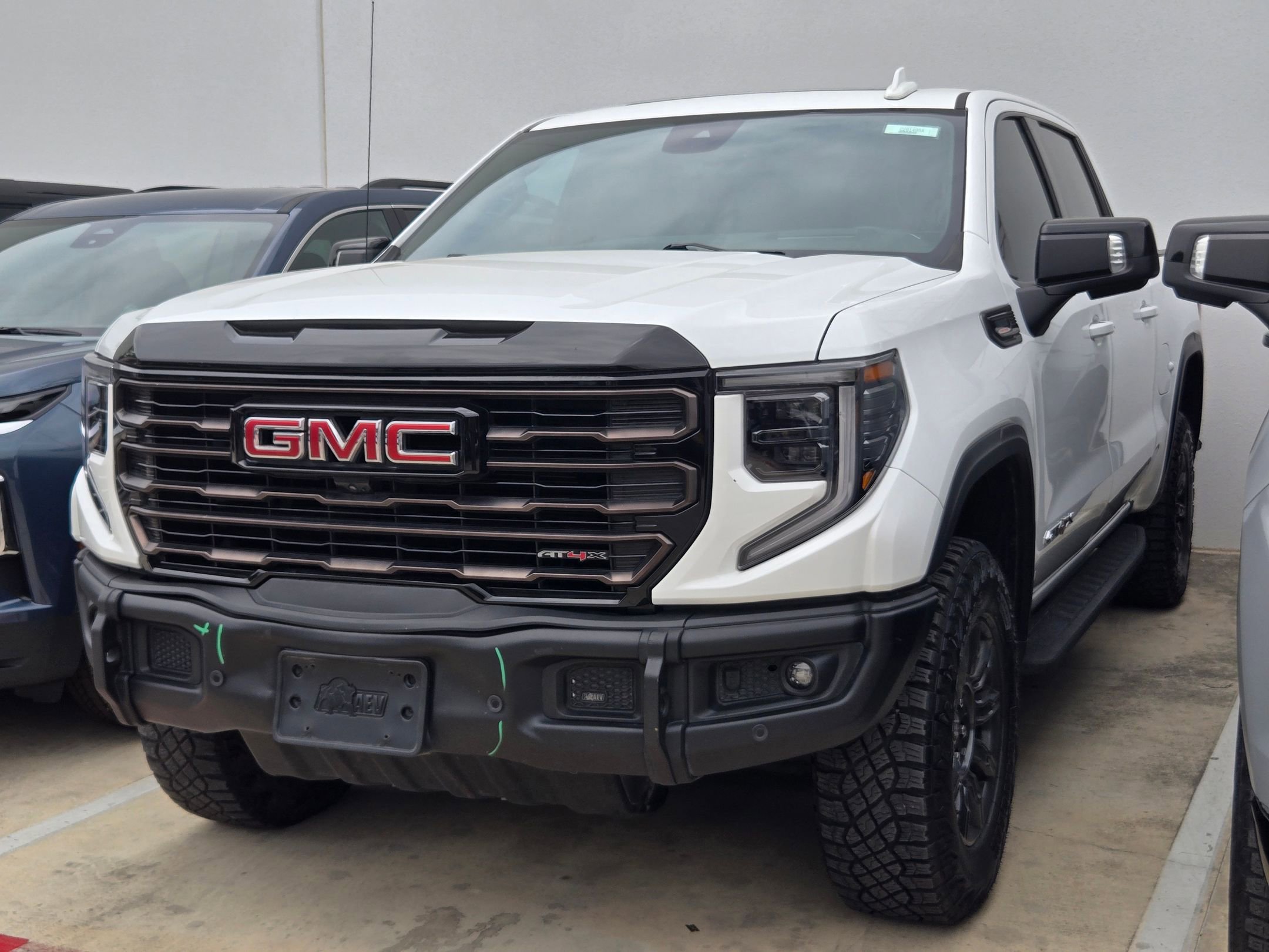 Used 2024 GMC Sierra 1500 AT4X AWD/4WD image 3