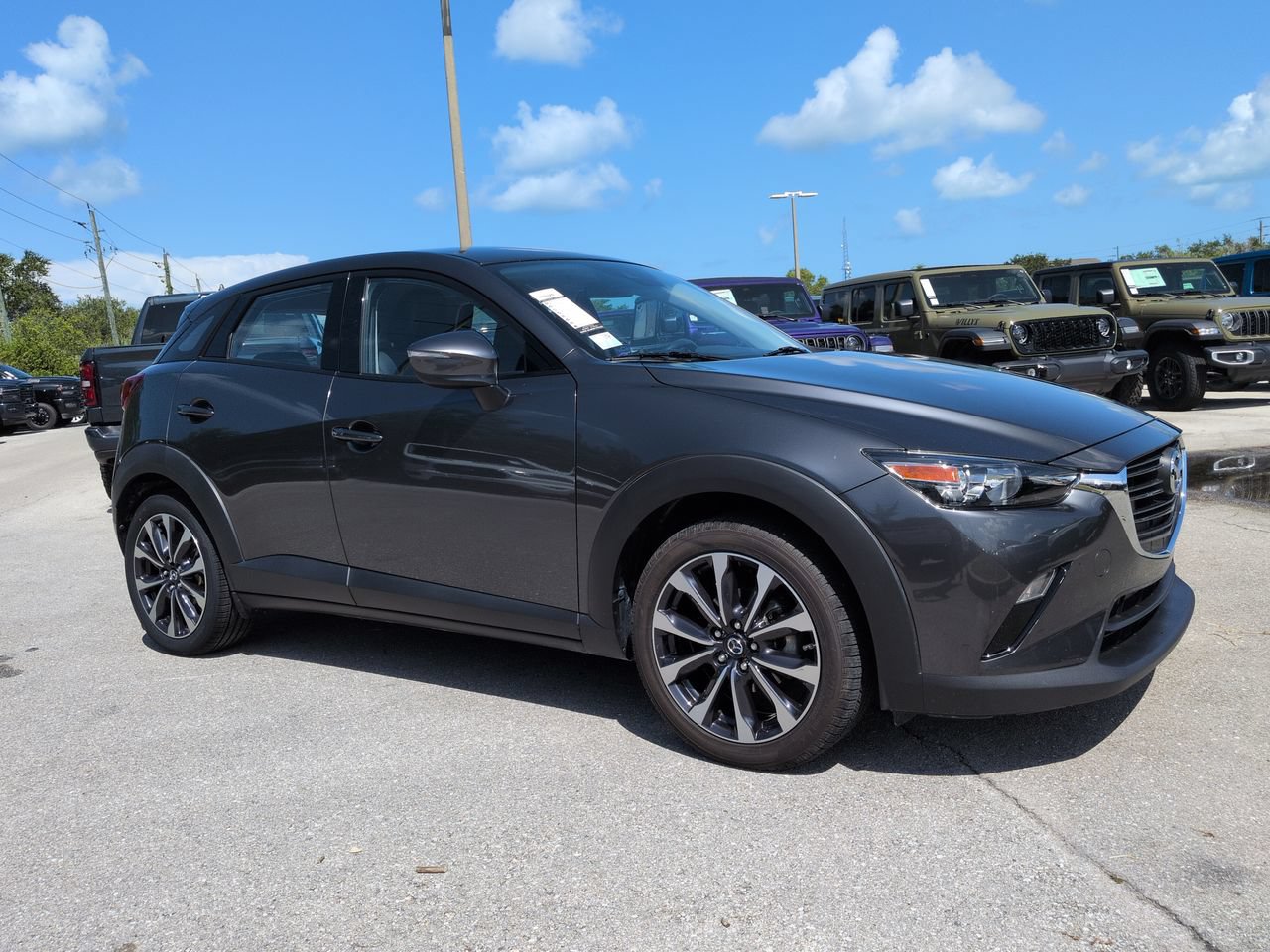 Used 2019 MAZDA CX-3 Touring FWD image 2