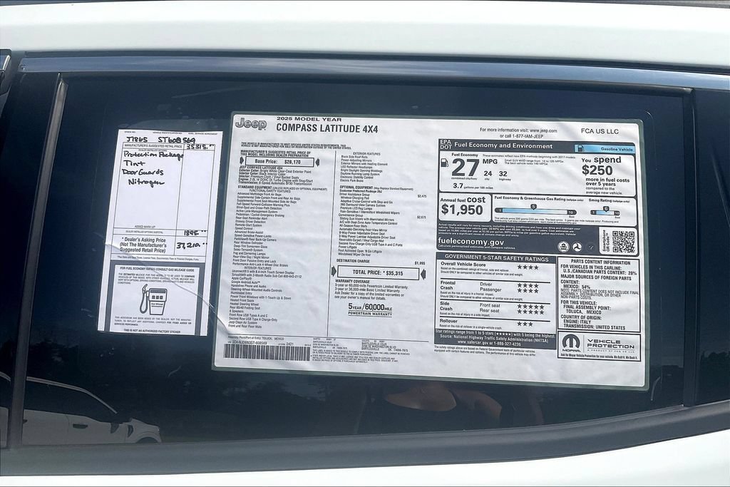 New 2025 Jeep Compass Latitude w/ Convenience Group AWD/4WD image 14
