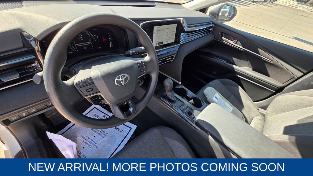 Used 2025 Toyota Camry LE image 12