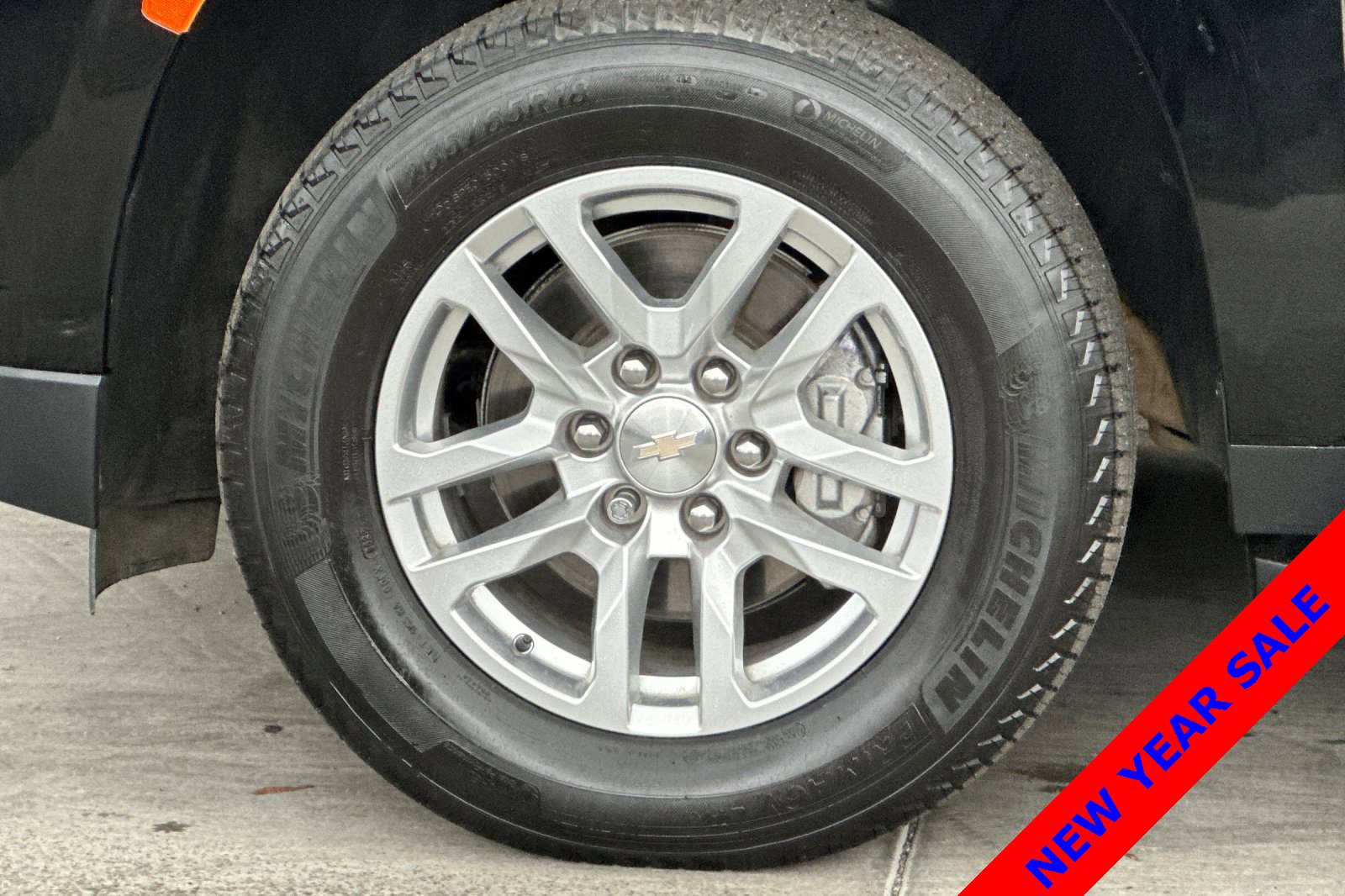 Used 2022 Chevrolet Tahoe LT w/ Luxury Package image 28