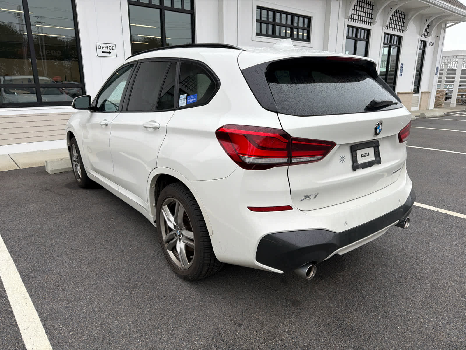 Certified 2022 BMW X1 xDrive28i w/ M Sport Package image 4