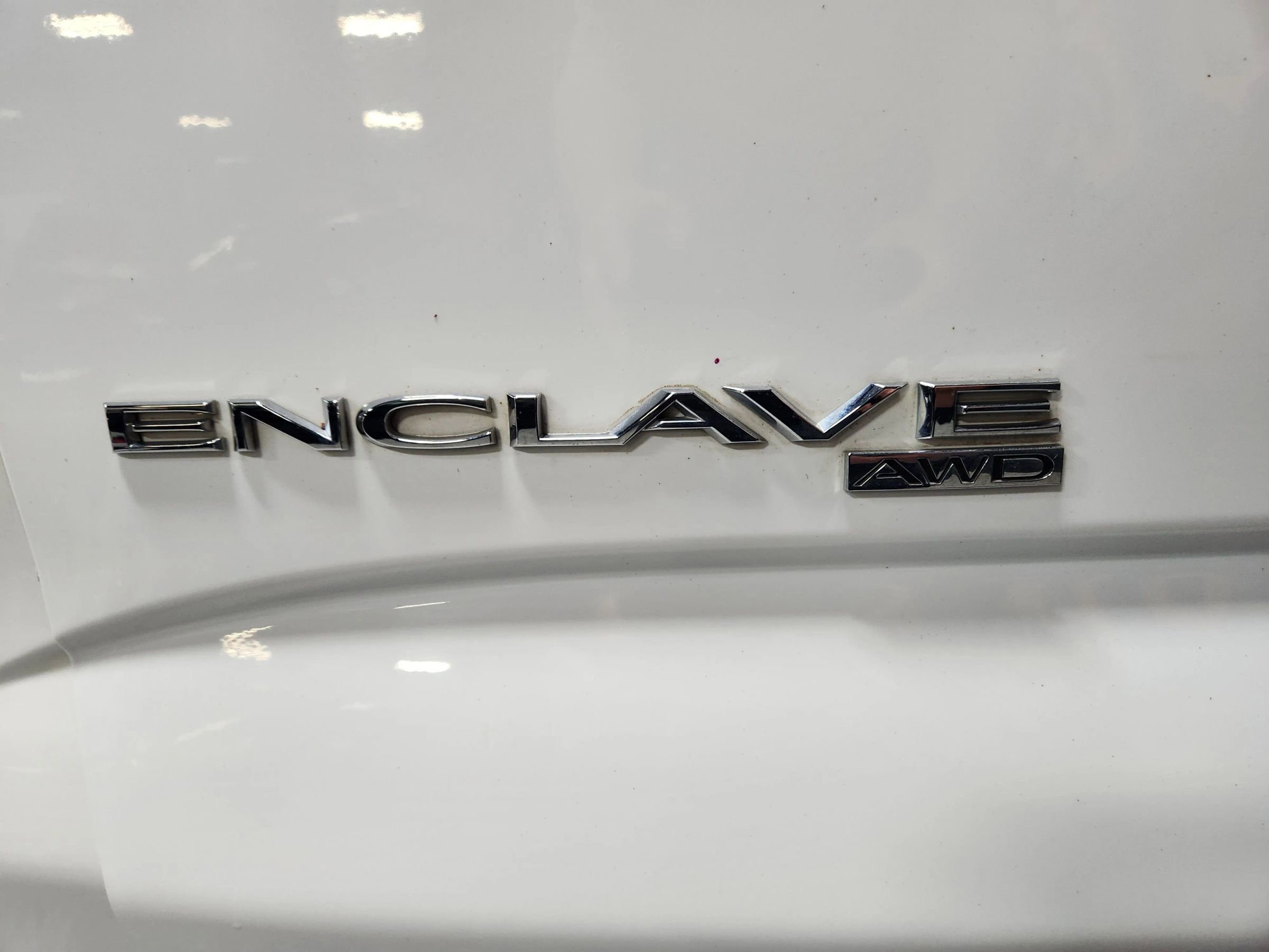 Used 2019 Buick Enclave Essence image 16