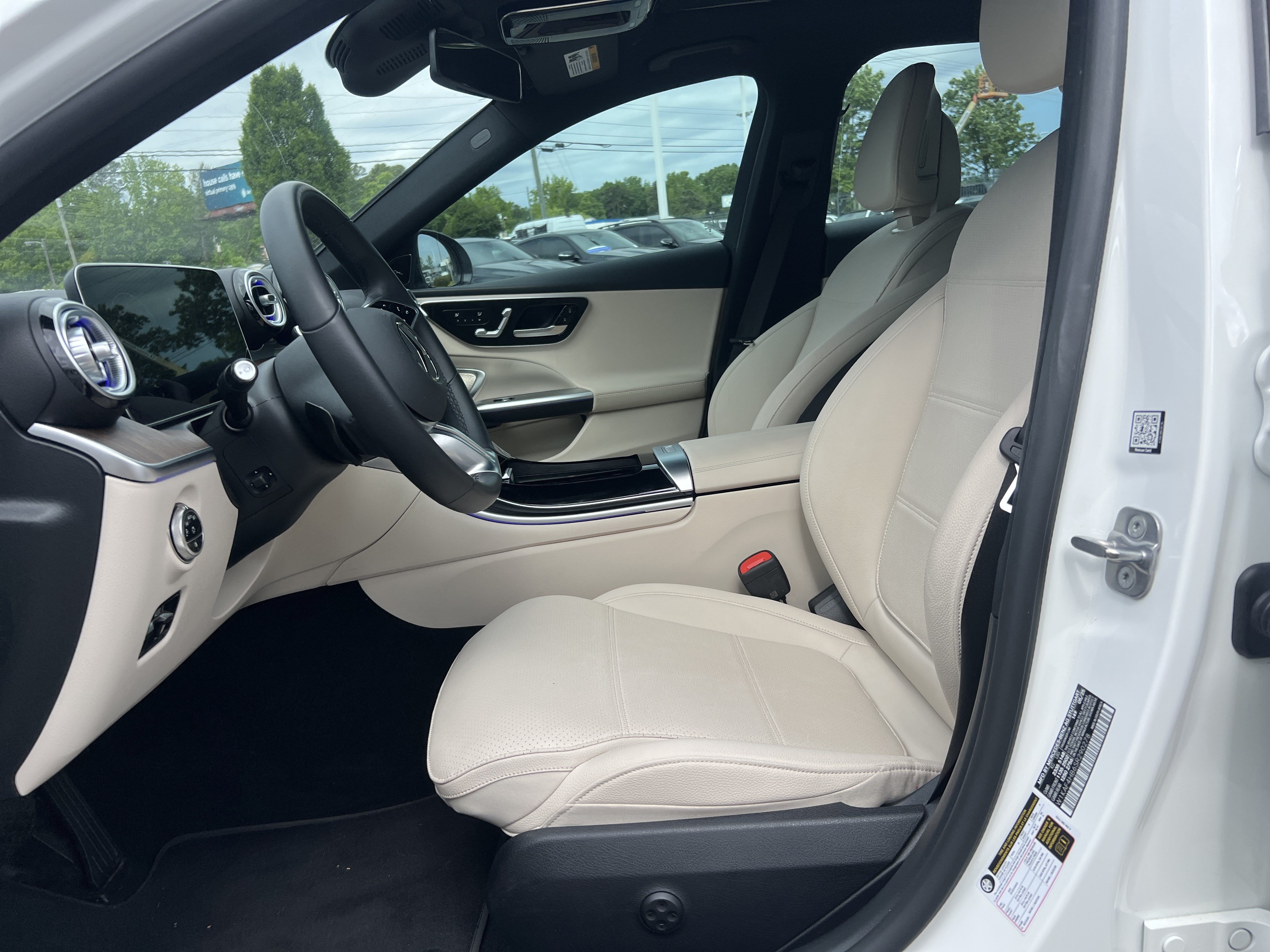 Certified 2025 Mercedes-Benz C 300 4MATIC Sedan image 16