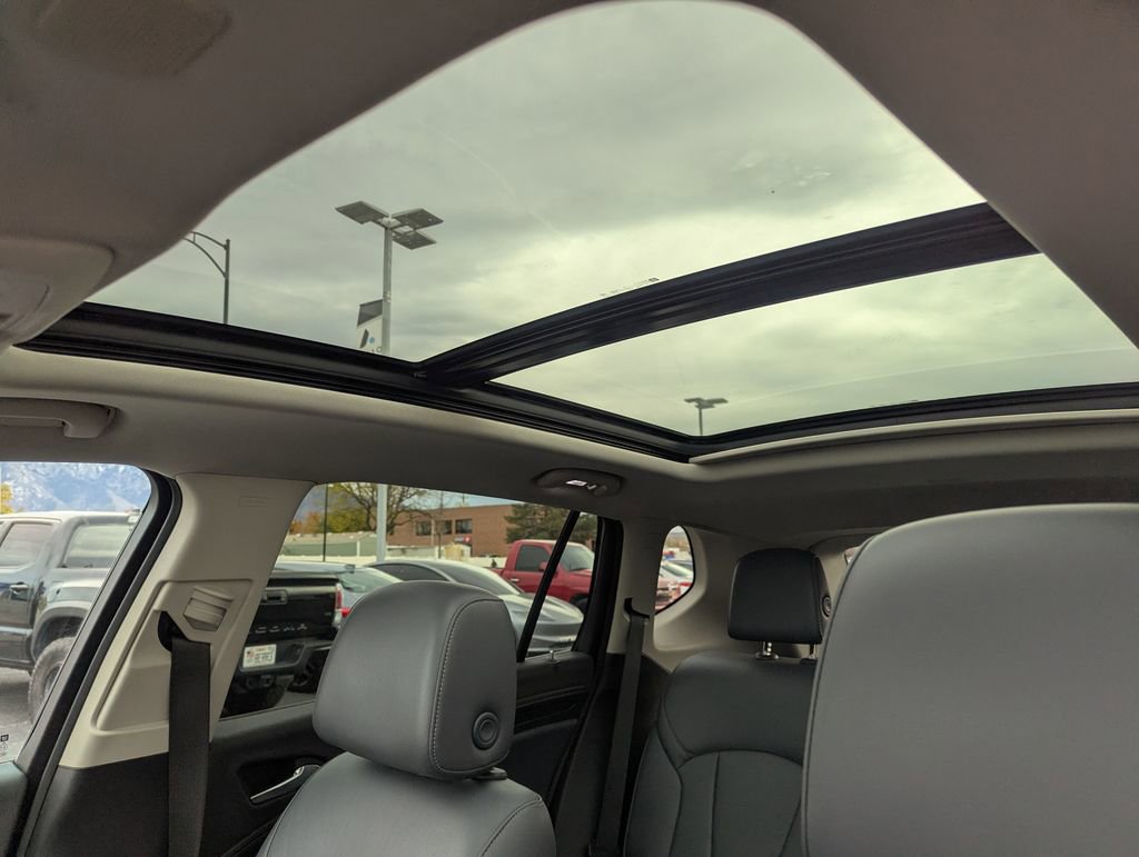Used 2020 Buick Envision Premium AWD/4WD image 29