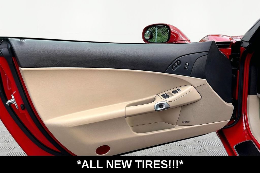 Used 2007 Chevrolet Corvette Coupe w/ Preferred Equipment Group RWD image 21