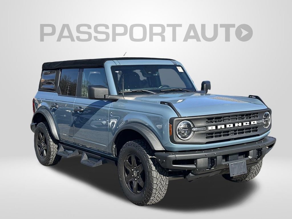 Used 2021 Ford Bronco Black Diamond image 6