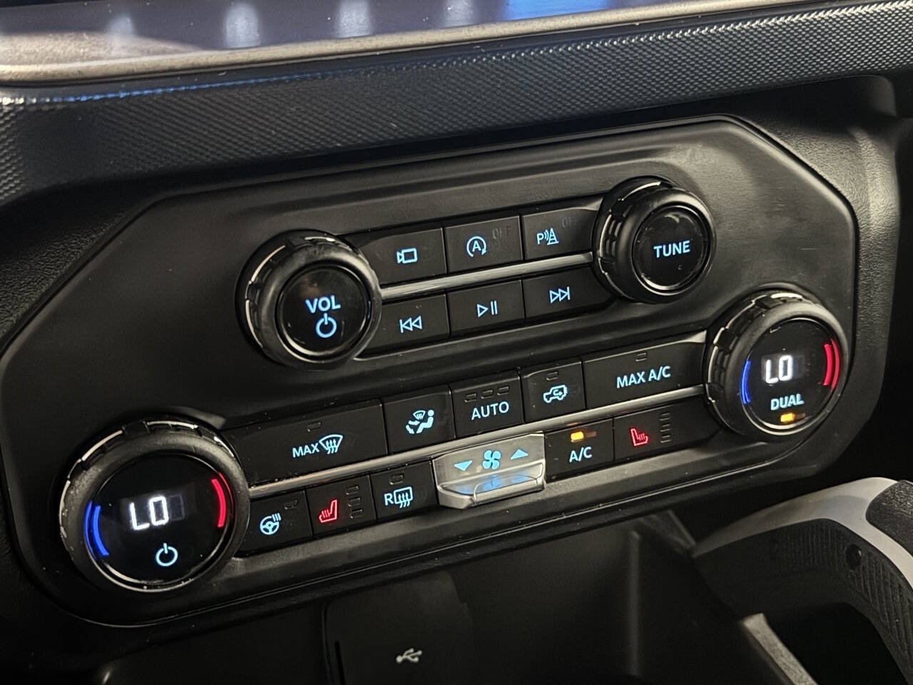Used 2021 Ford Bronco Outer Banks AWD/4WD image 37