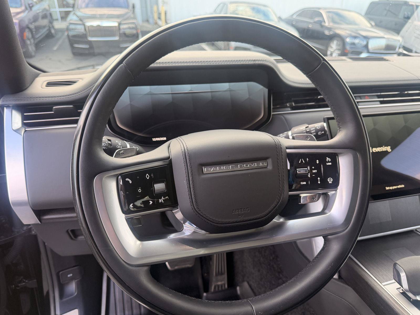 Used 2024 Land Rover Range Rover Long Wheelbase Autobiography AWD/4WD image 21