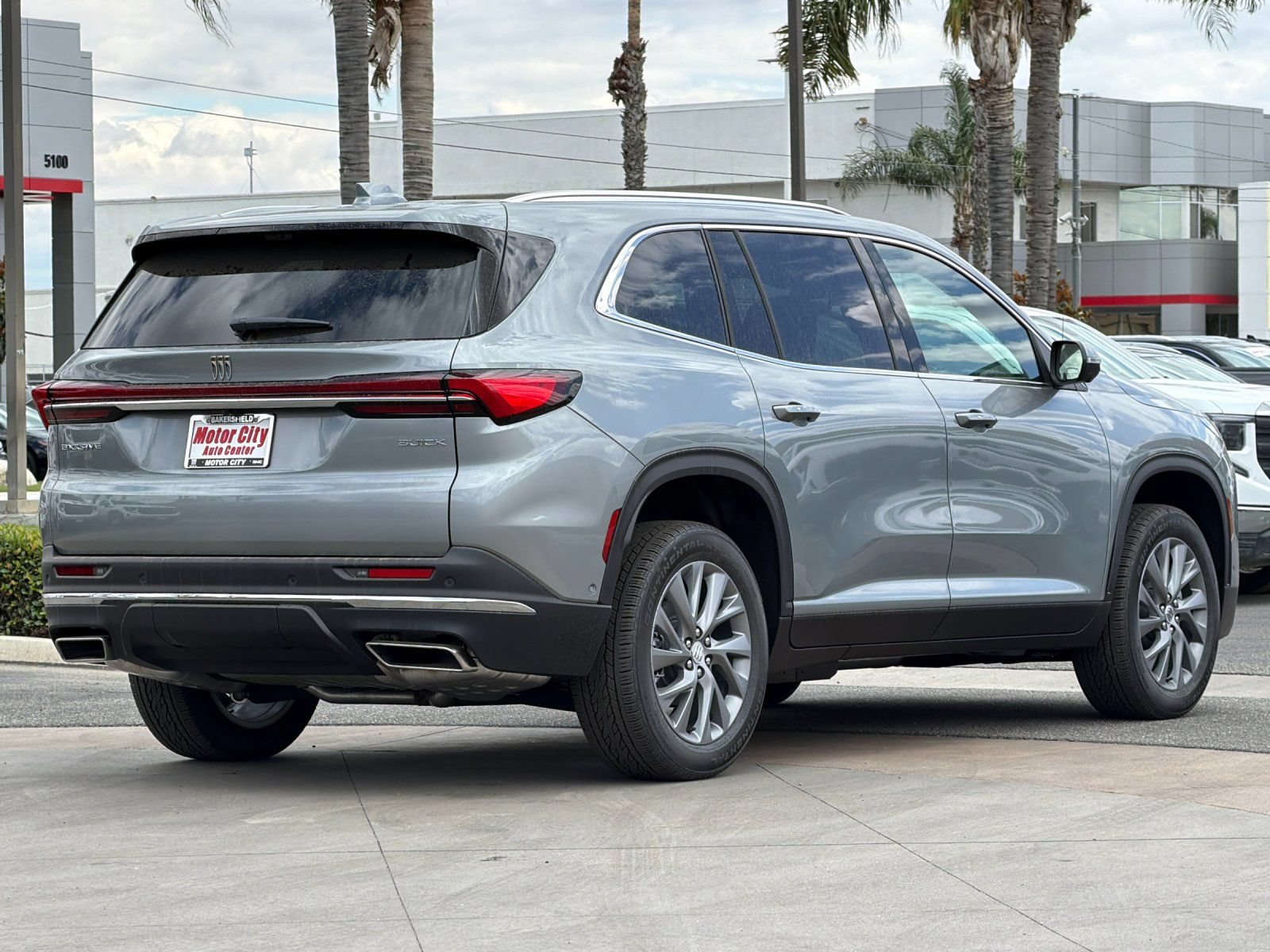 New 2026 Buick Enclave Preferred w/ Super Cruise Package FWD image 4