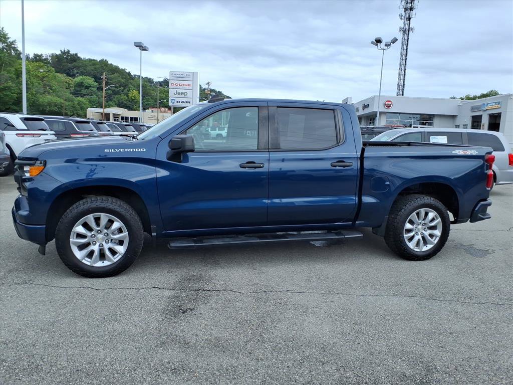Used 2022 Chevrolet Silverado 1500 Custom AWD/4WD image 7
