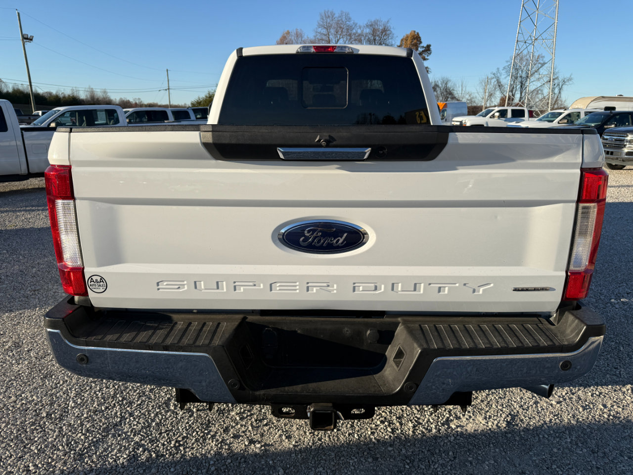 Used 2017 Ford F250 Lariat w/ Chrome Package image 4