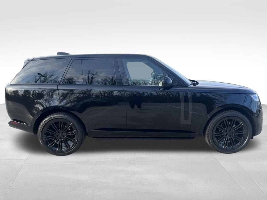 New 2026 Land Rover Range Rover SE image 6