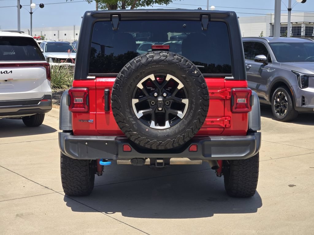 Used 2024 Jeep Wrangler Unlimited Rubicon 4xe AWD/4WD image 13