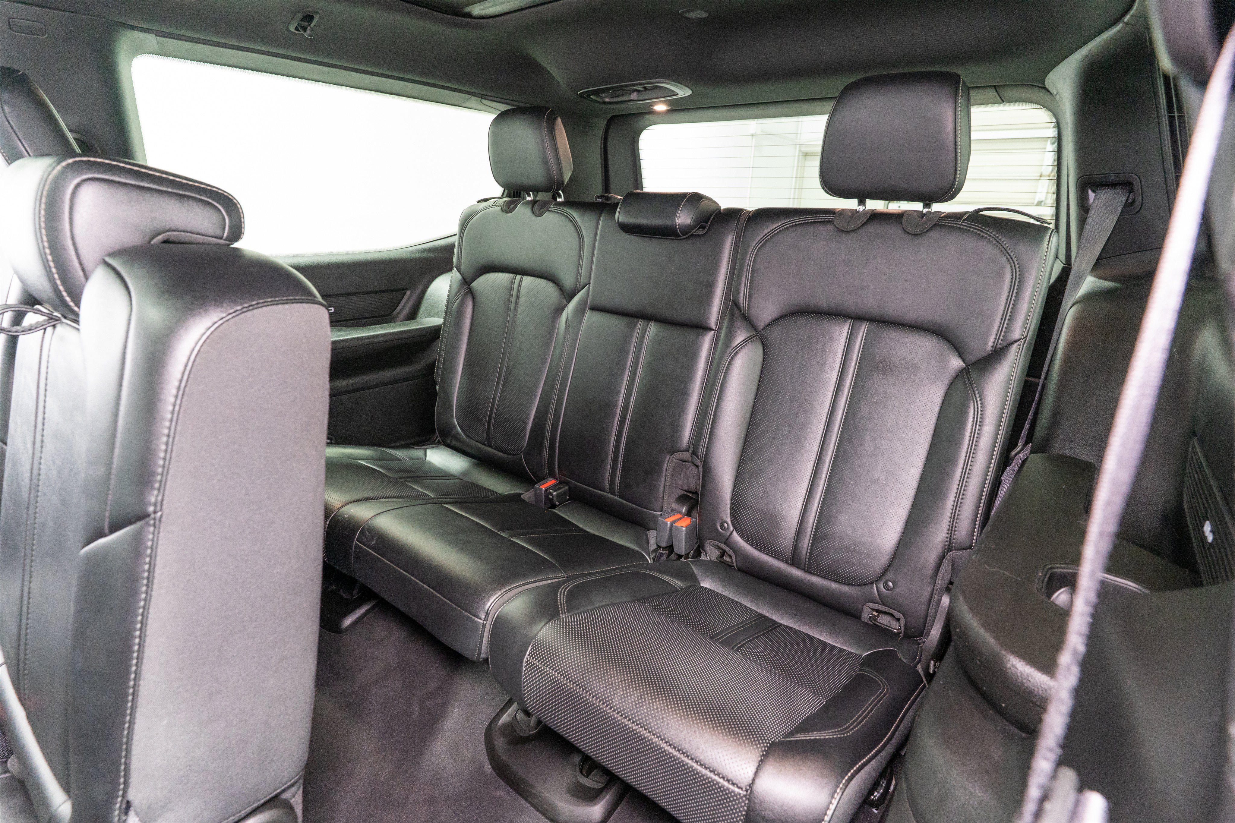 Used 2024 Jeep Wagoneer Series II AWD/4WD image 34