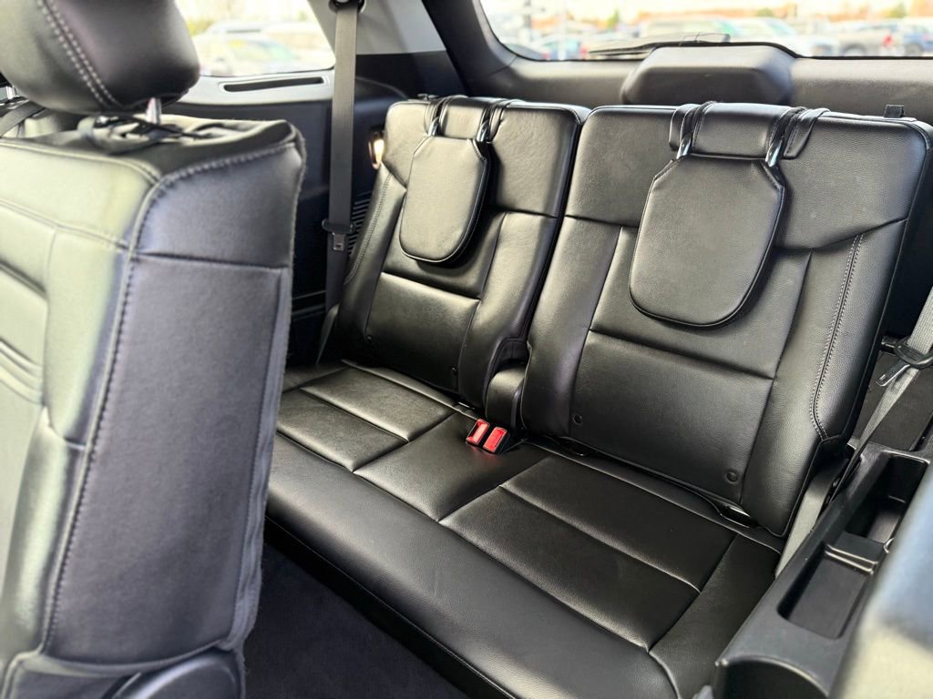 Used 2022 Ford Explorer Limited w/ Hybrid Equipment Group 310A image 15