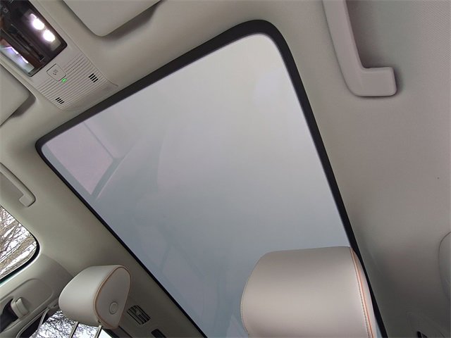 New 2025 Volkswagen ID. Buzz 1st Edition image 10